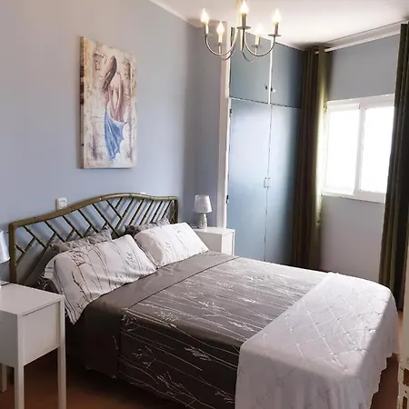 Sea View Apartment In Los Cristianos Tenerife